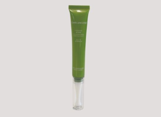 10-25ml D19mm ท่อพลาสติกเครื่องสําอางเปล่าที่มีบอลสแตนเลสสําหรับบํารุงตา